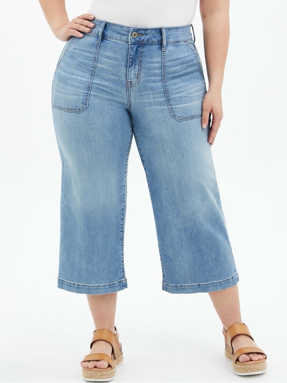 Torrid Crop Wide Leg Vintage Stretch High-Rise Jeans Women’s 26